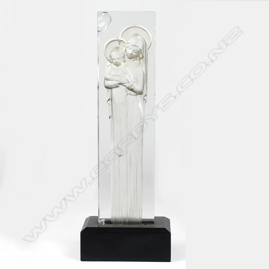A Lalique statue ‘La Vierge à l'Enfant’ Image 1++