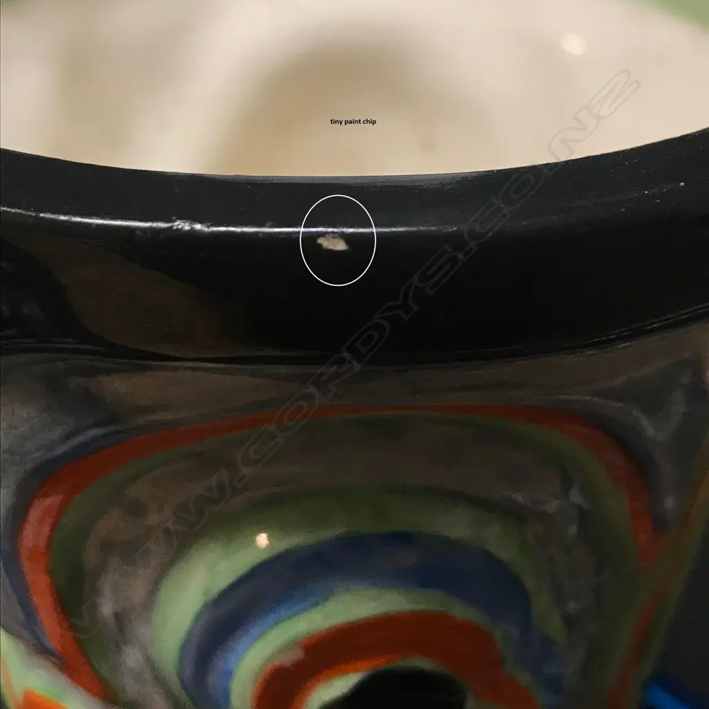 Clarice Cliff Bizarre sgraffito vase Image 1++