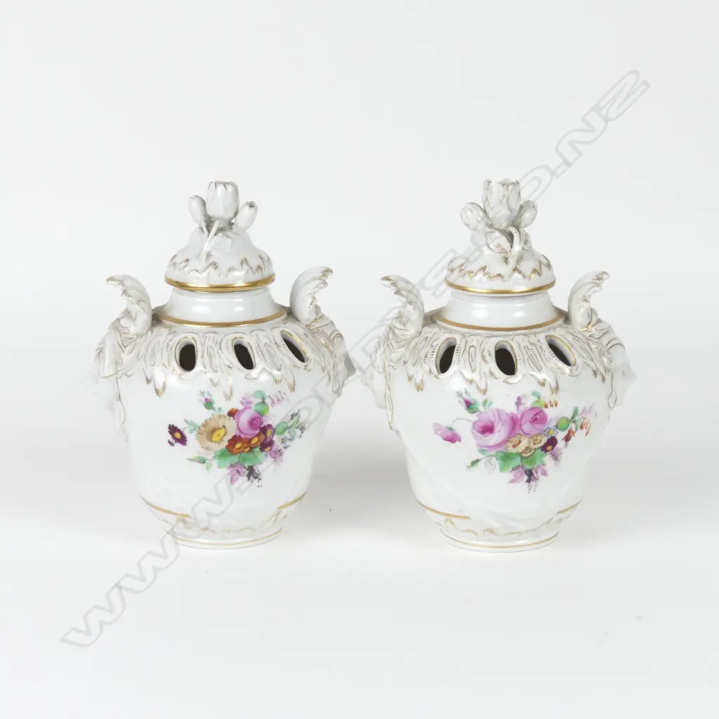 A pair of 19thC KPM porcelain pot pourri lidded jars Image 1++