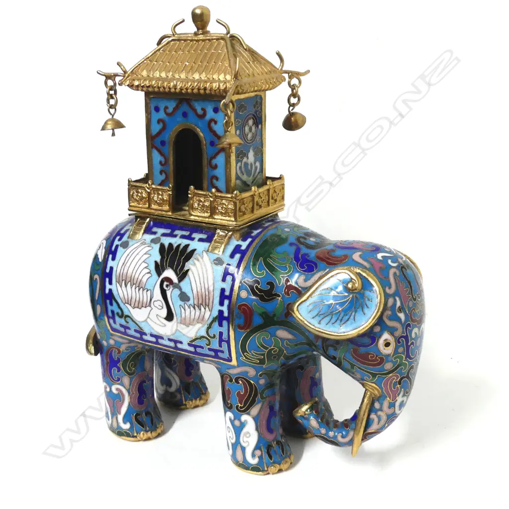 A decorative Chinese cloisonné elephant Image 1++