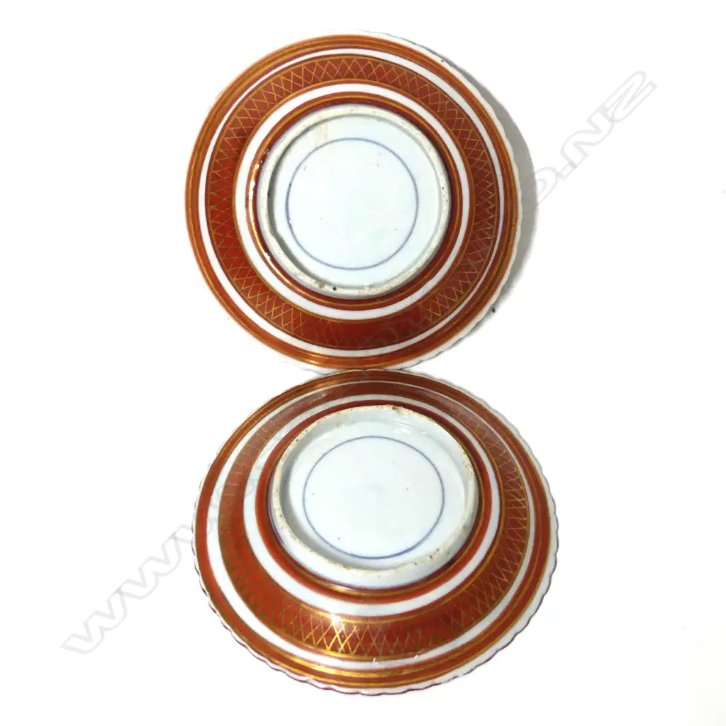 A pair of Chinese saucer dishes Image 1++