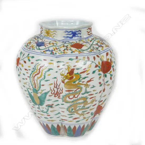 A Chinese wucai style large enamel ovoid vase