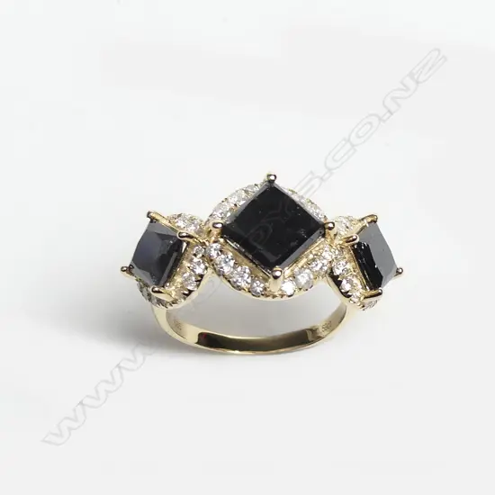 A 14ct gold and diamond dress ring