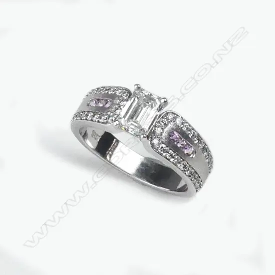 A 18ct white gold and diamond ring