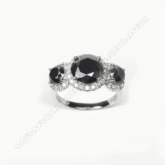 A 14ct white gold and diamond ring