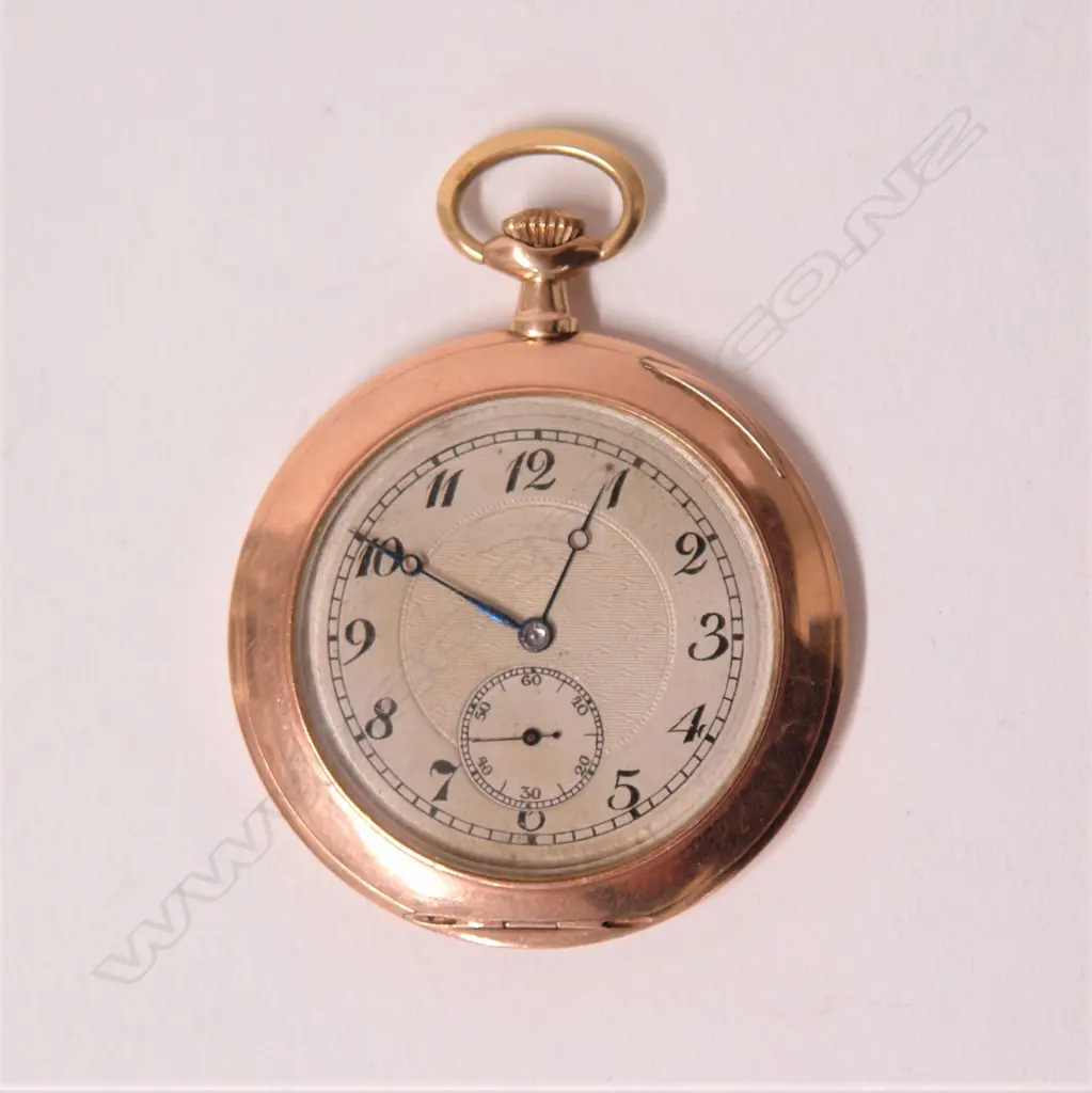 An Art Deco 9ct. rose gold cased gent's open faced pocket watch Image 1++