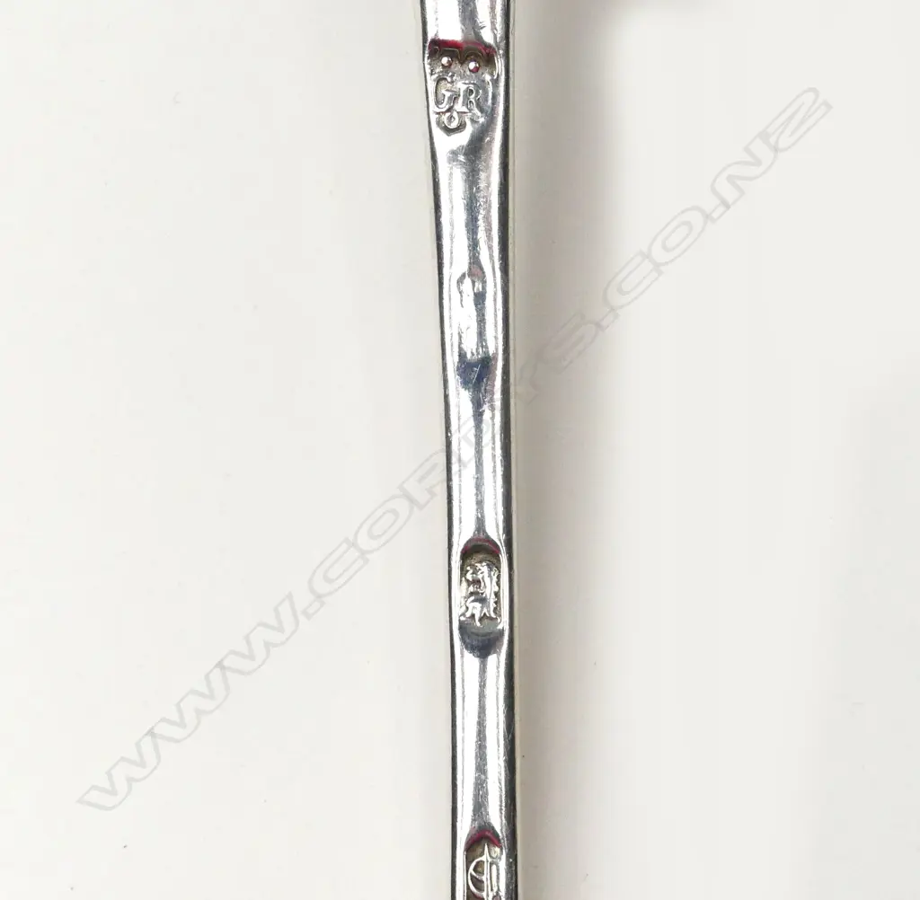A rare Queen Anne Britannia standard silver basting spoon Image 1++