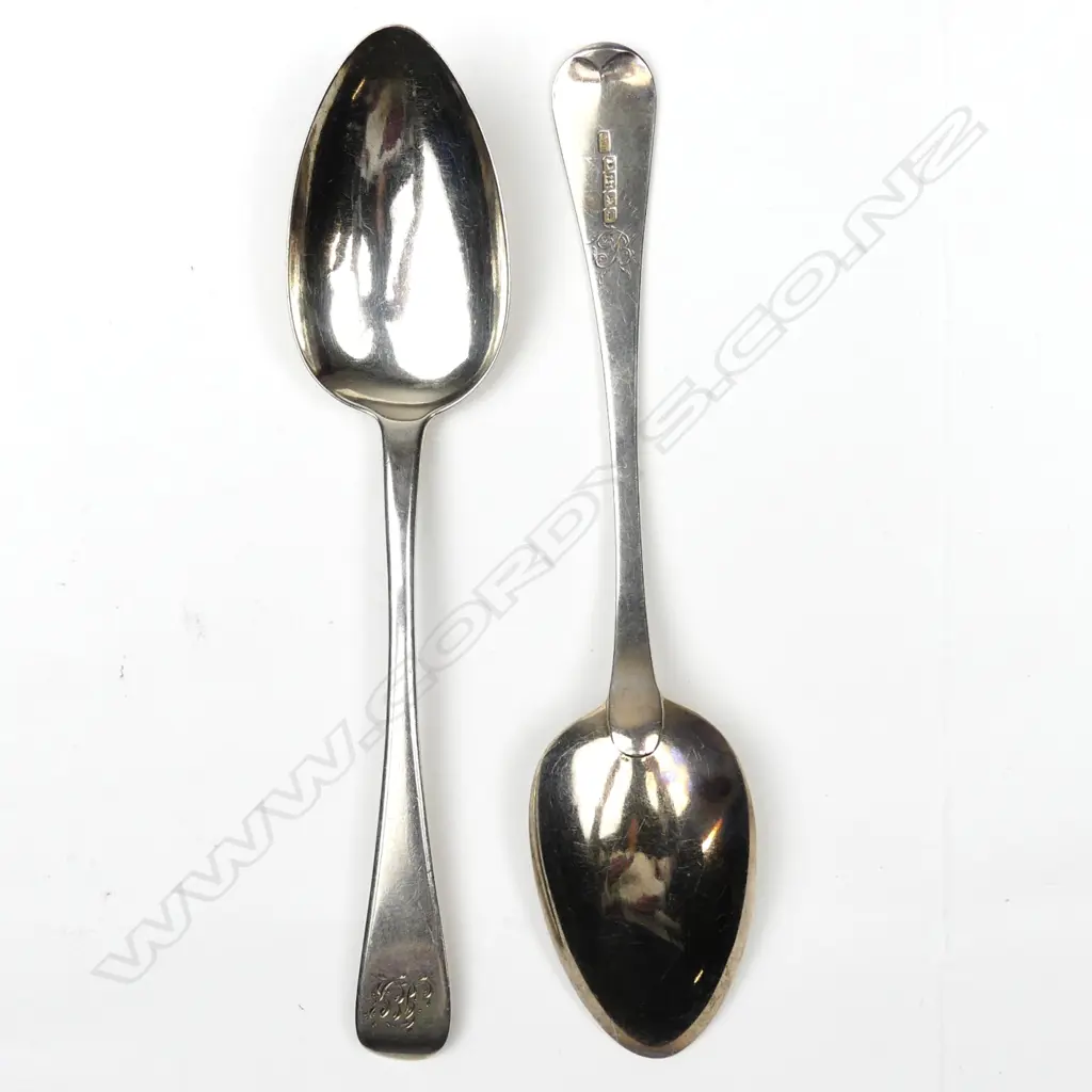 A pair of George IV silver Old English pattern tablespoons Image 1++