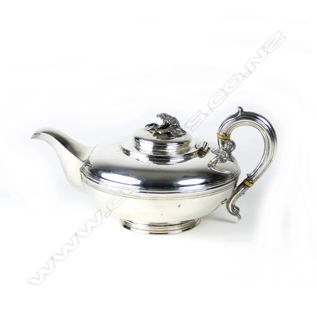 A William IV large silver teapot Image 1++