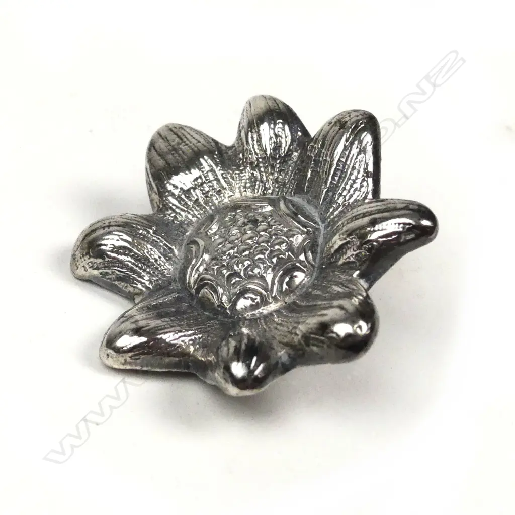 A19thC Indian Colonial silver presentation wine urn and cover Image 1++