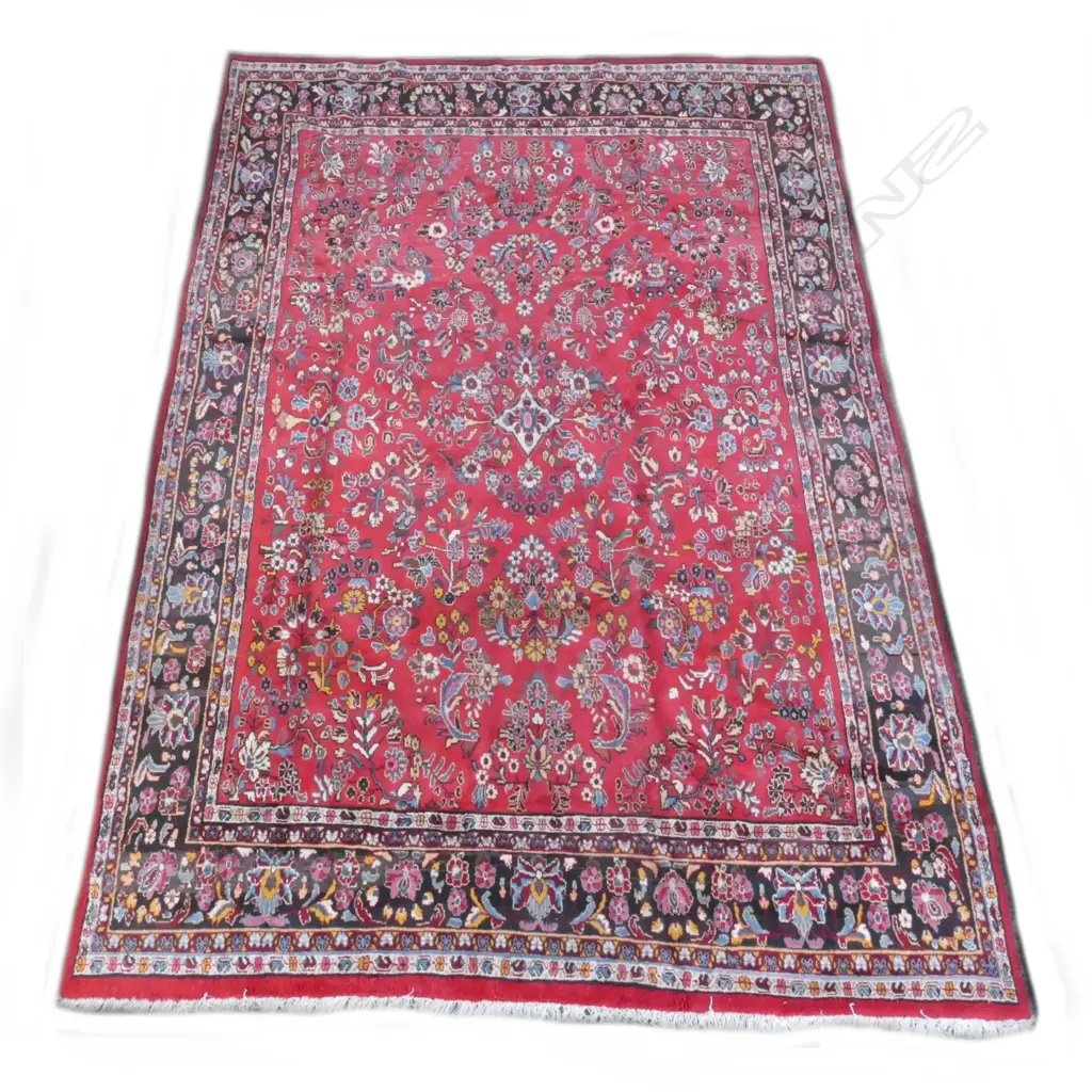 An Iranian Saruq carpet Image 1++