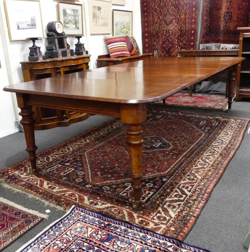 A Victorian mahogany banqueting table Image 1++