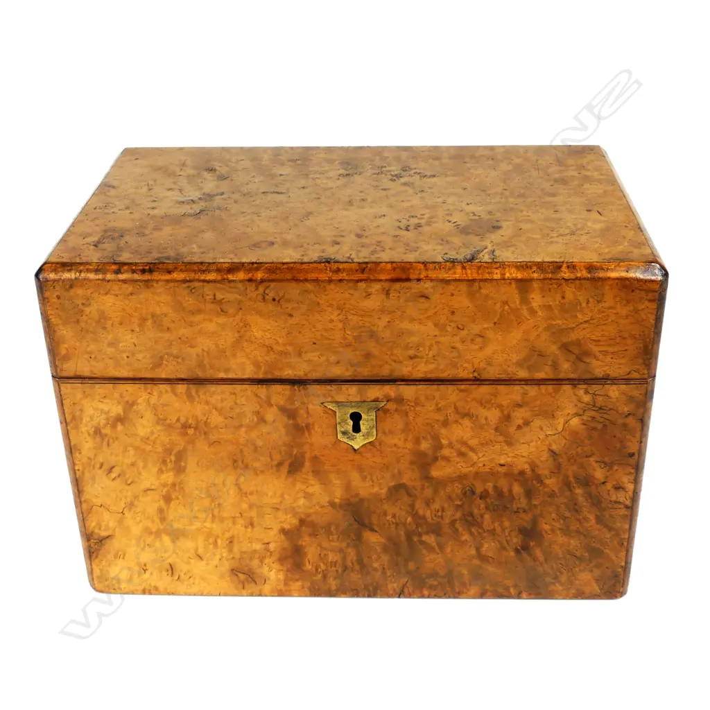A Victorian burr walnut tea caddy Image 1++