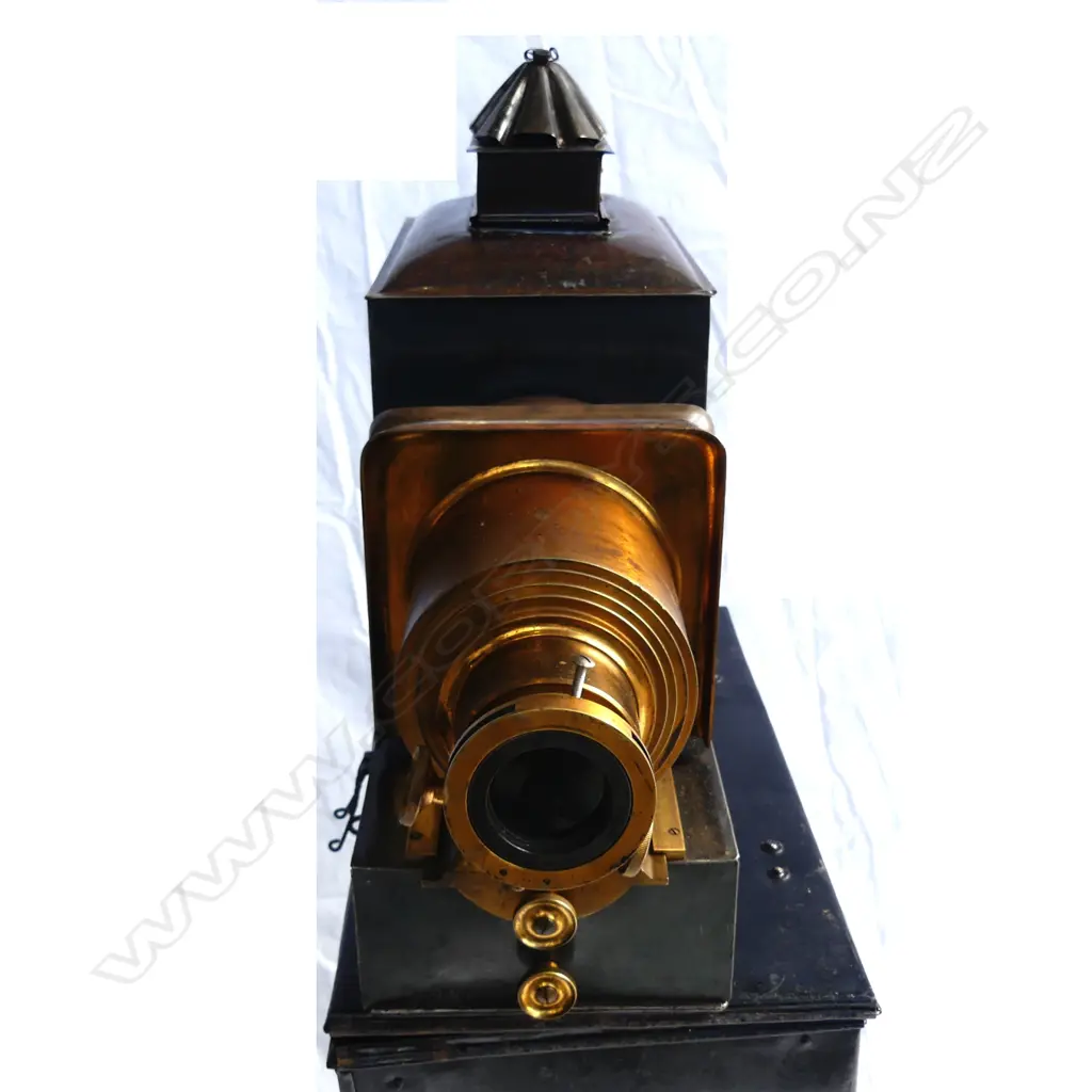 A large vintage Magic Lantern Image 1++