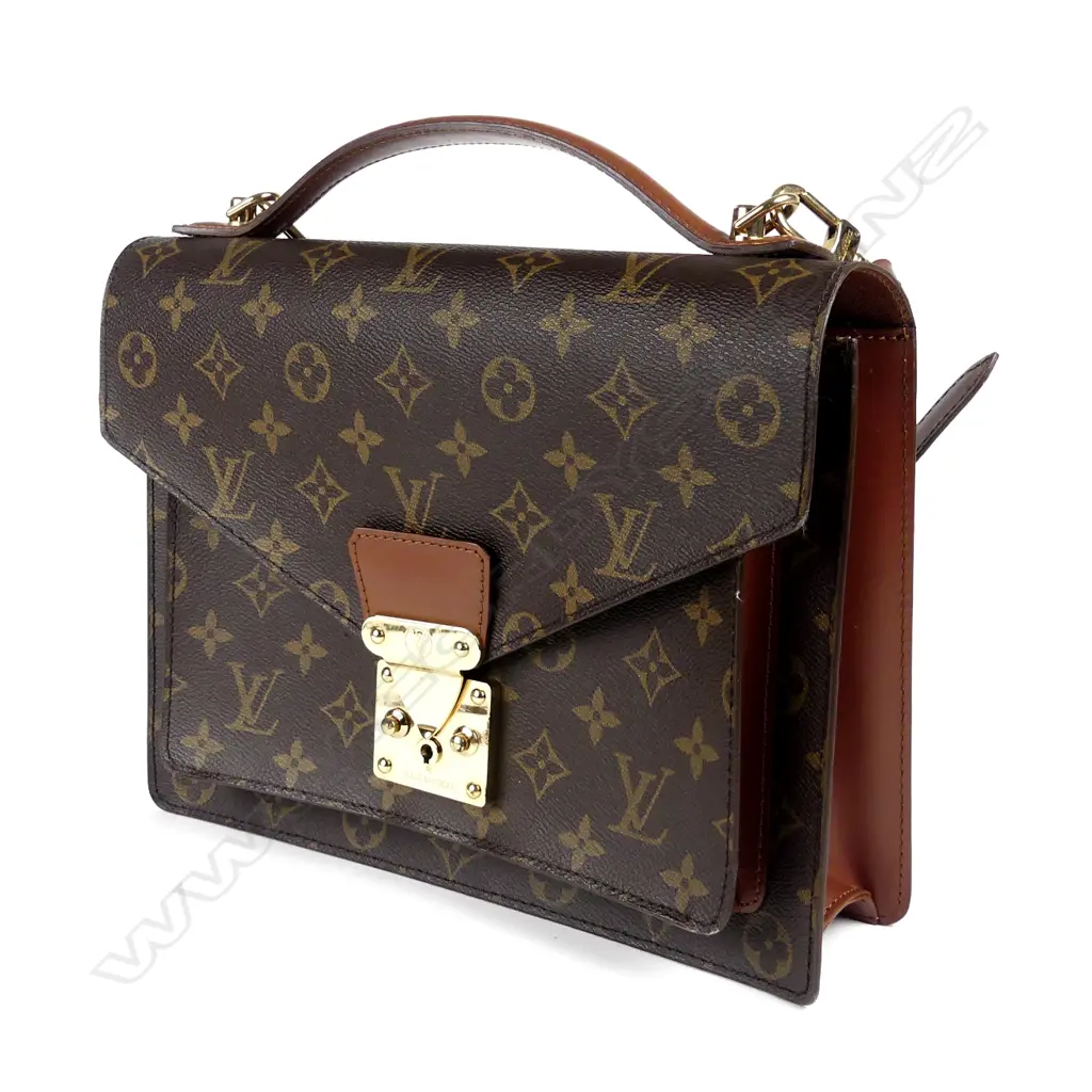 A Louis Vuitton ‘Monogram’ canvas handbag Image 1++