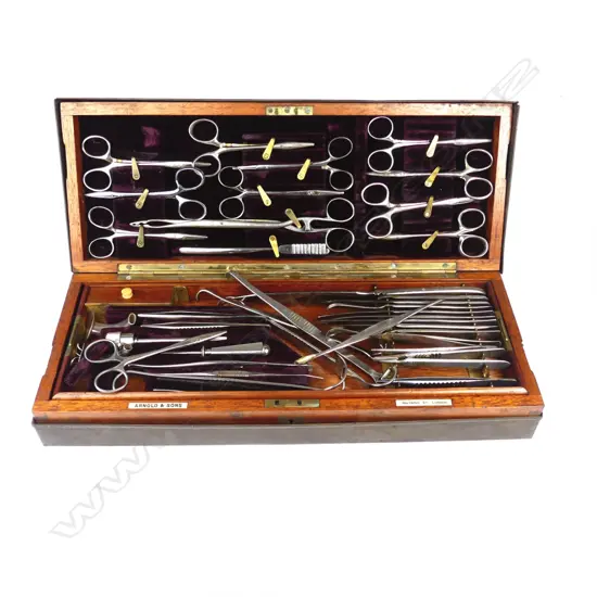 A WWI military surgeon's instrument set