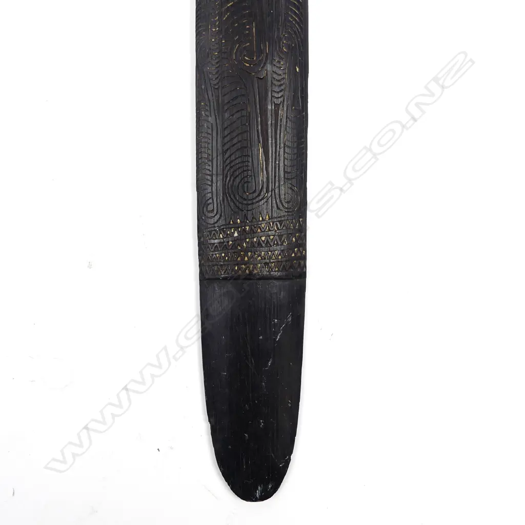 A Soloman Island paddle club Image 1++