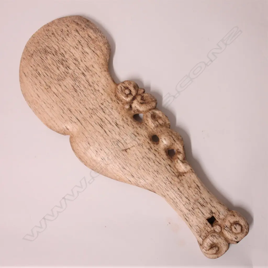 A 19thC Maori carved whalebone wahaika Image 1++