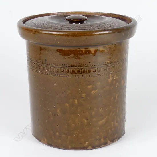 A Luke Adams lidded crock