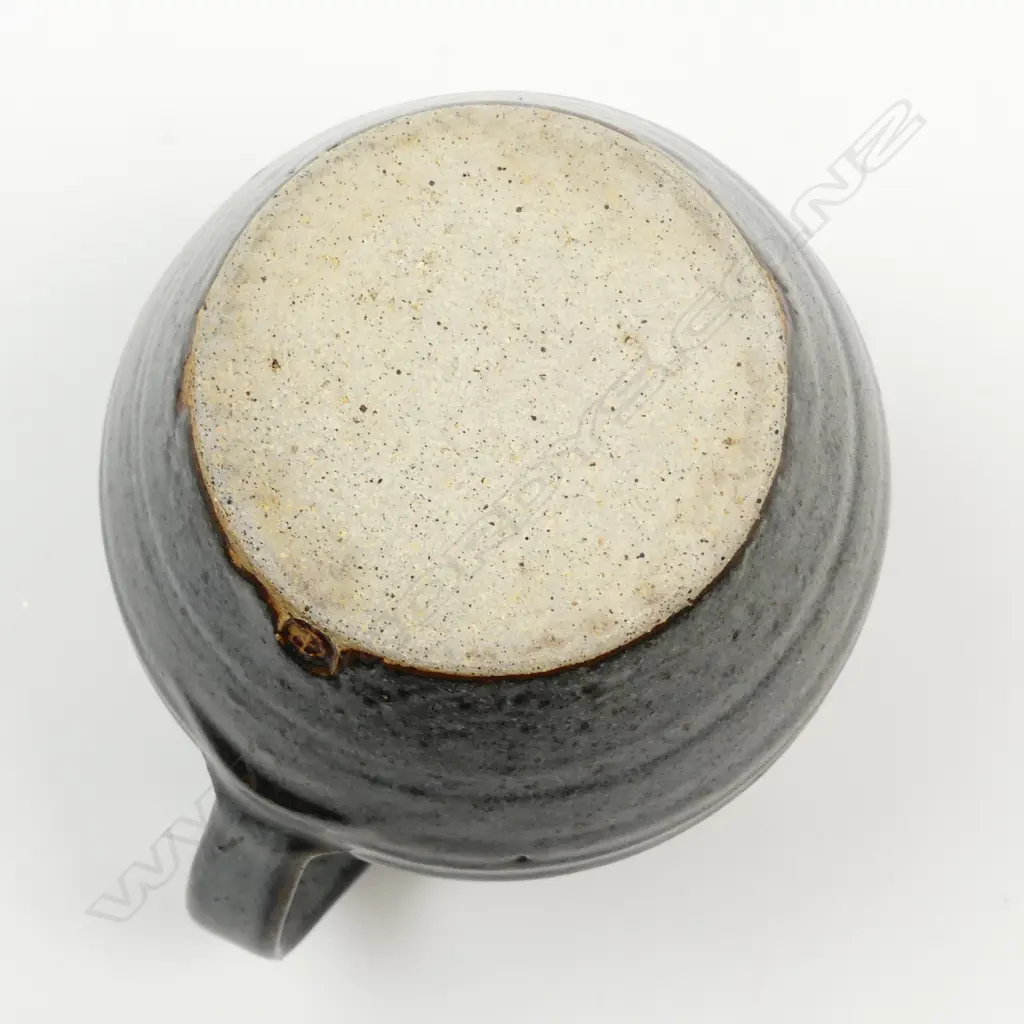 A c.1960/70 Len Castle jug Image 1++