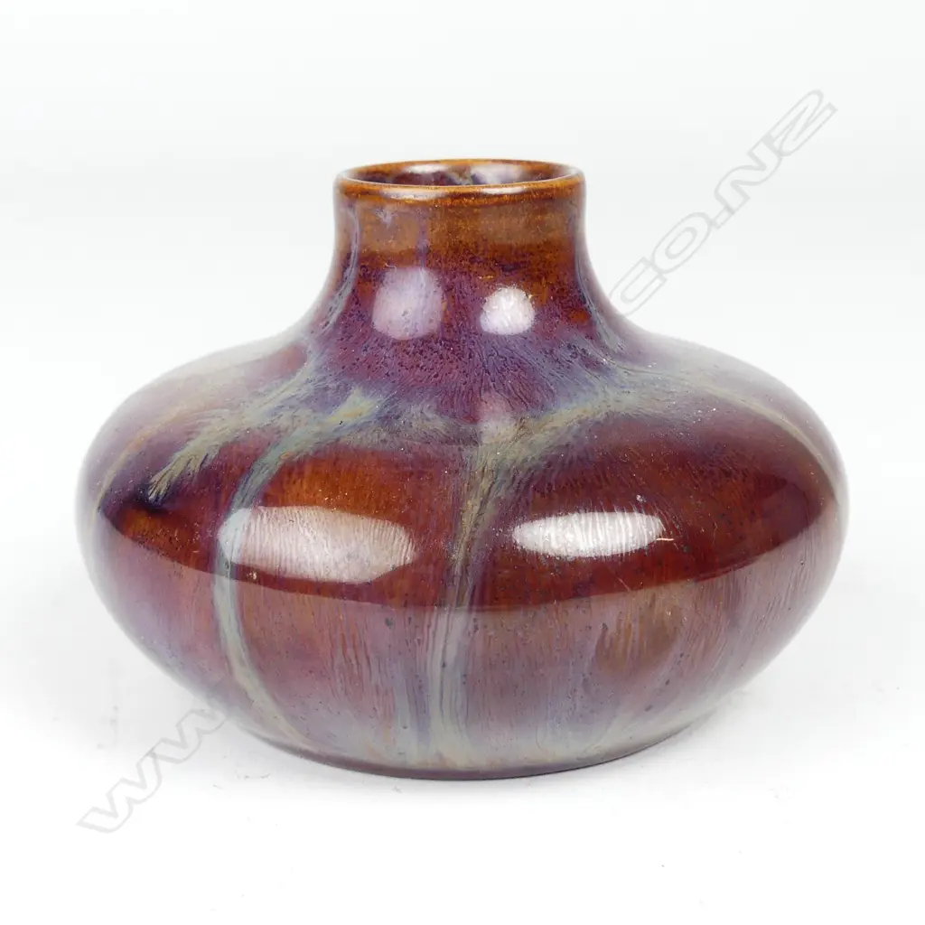 A Pilkington Lancastrian peacock feather vase Image 1++
