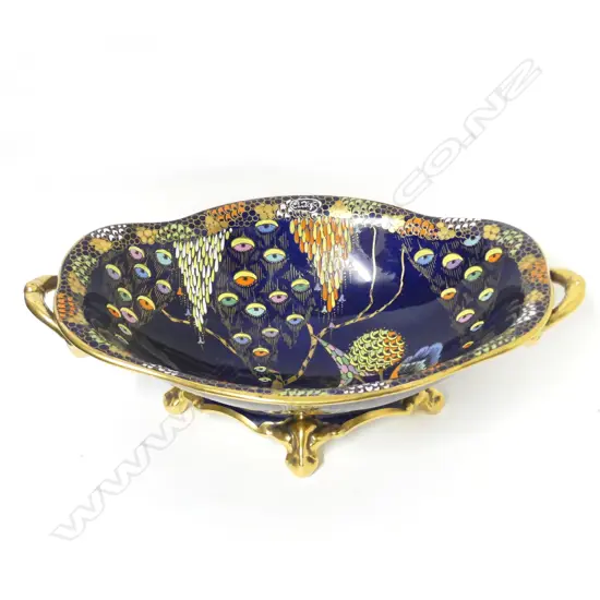 A Carlton Ware 'Devil's Copse' pattern lozenge shaped bowl