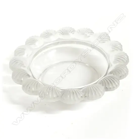 A Lalique bon-bon dish