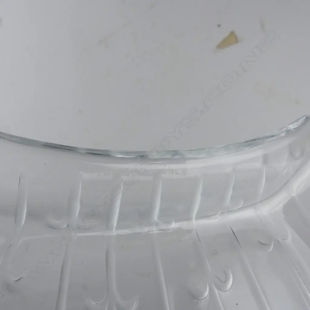 A Lalique dish Image 1++