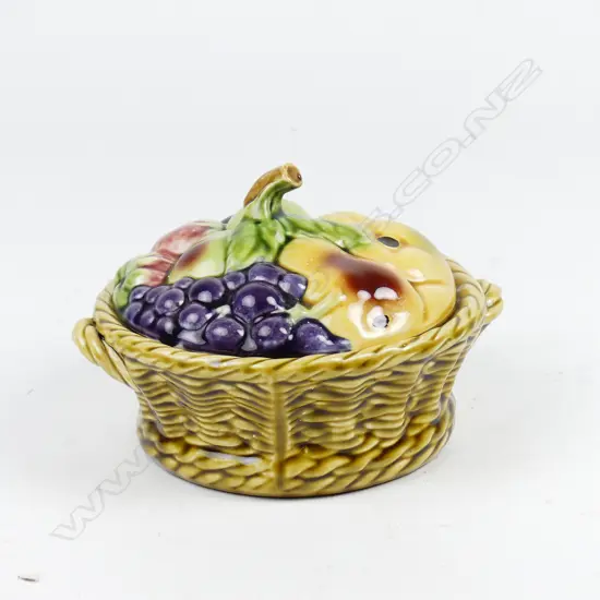 A Sarreguemines majolica basket dish and cover