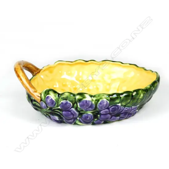 A Sarreguemines majolica oval dish