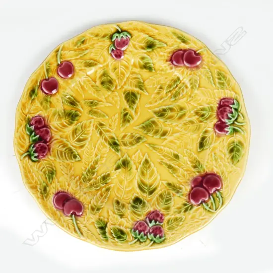 A Sarreguemines majolica plate