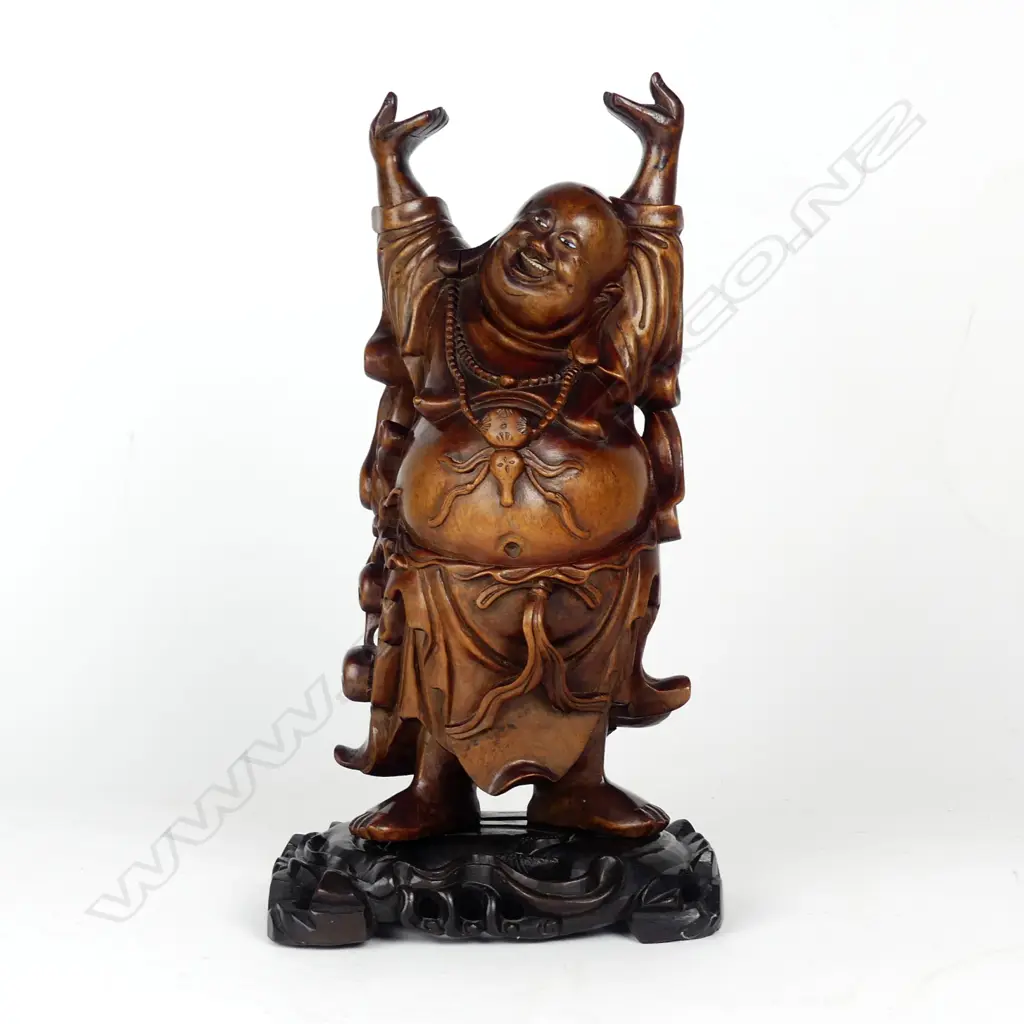 A Chinese rosewood statuette of Budai Image 1++