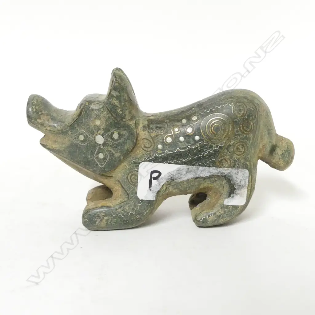 A Han style bronze pig Image 1++