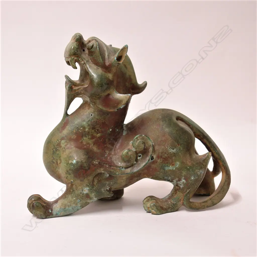 An old Chinese bronze chimera Image 1++