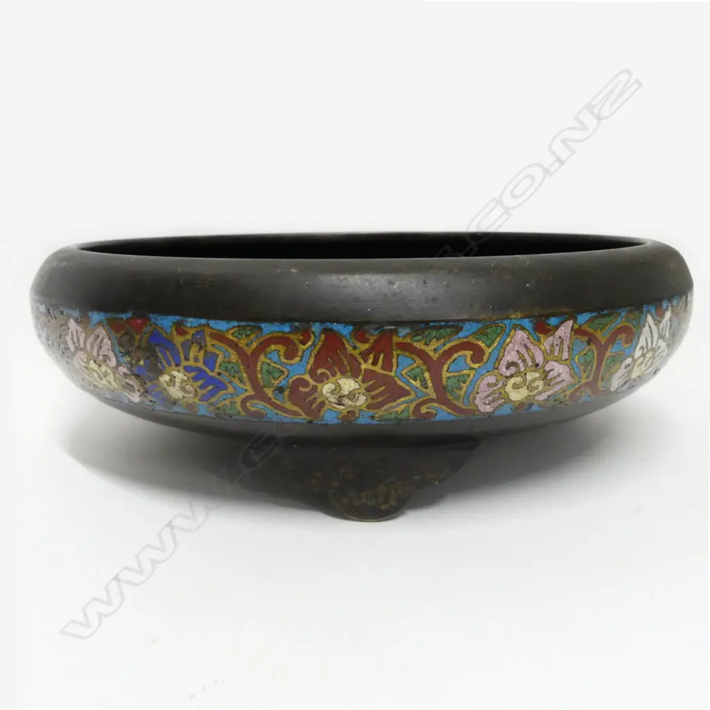 An early 1900s Chinese champlevé float bowl Image 1++