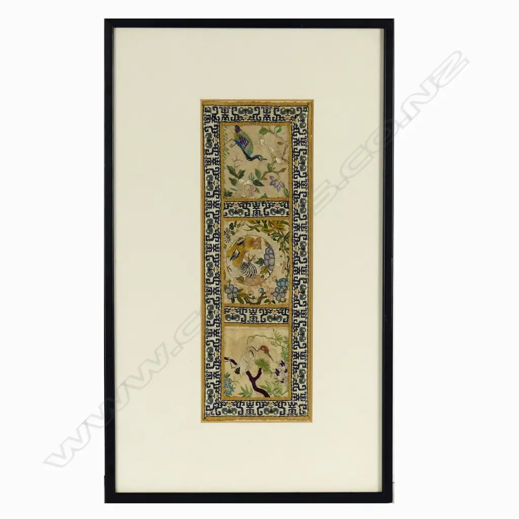 A framed Chinese silk embroidery Image 1++