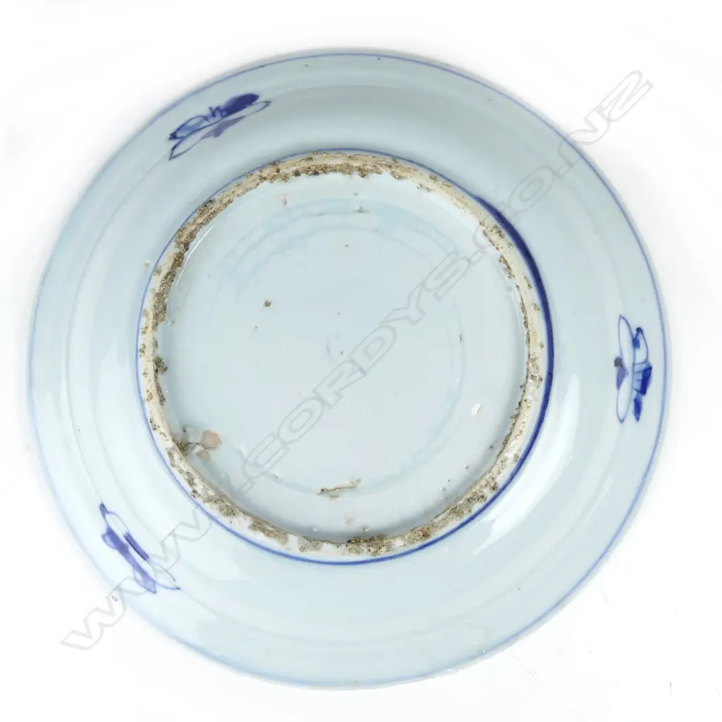 A Chinese porcelain blue and white plate Image 1++