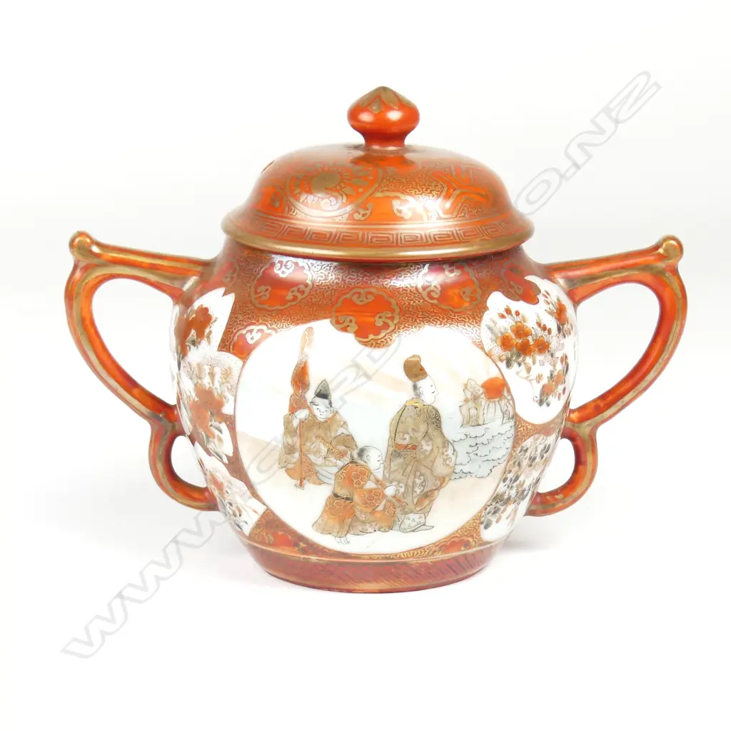 A Japanese Meiji period Kutani lidded Koro Image 1++