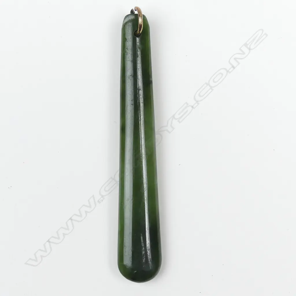 A N.Z. greenstone (pounamu) tapered pendant Image 1++
