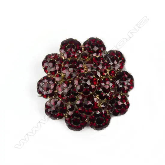 A vintage Bohemian garnet brooch
