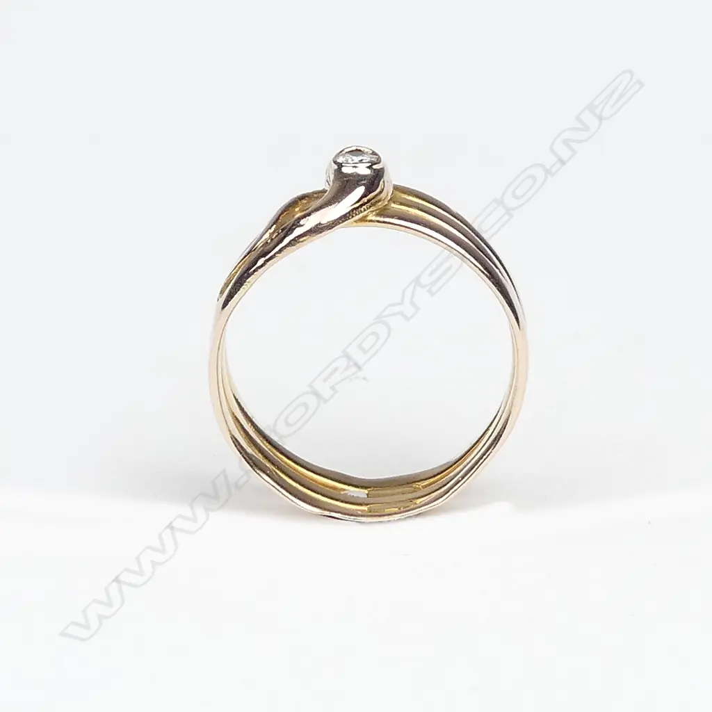 A c.1900 18ct. yellow gold diamond set snake ring Image 1++