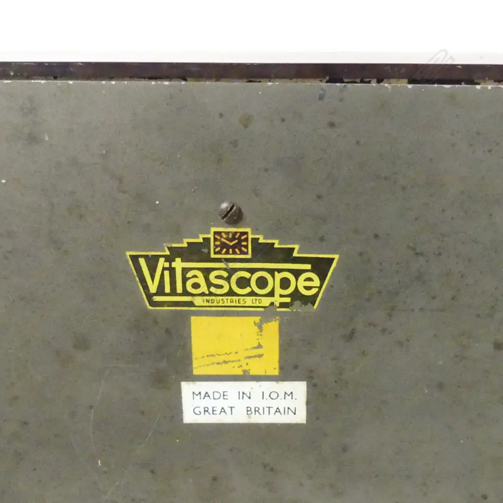 A Vitascope dioramic electric clock Image 1++