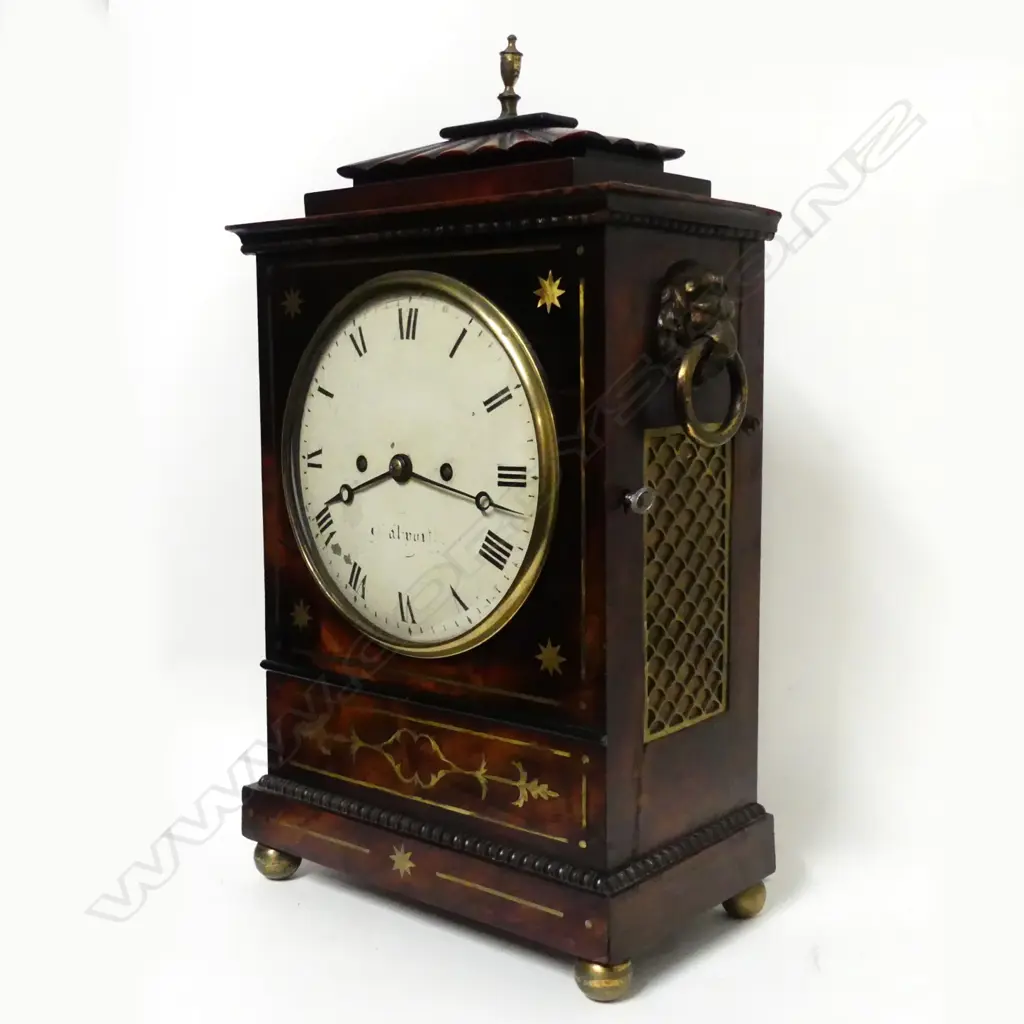 A Georgian walnut bracket clock Image 1++