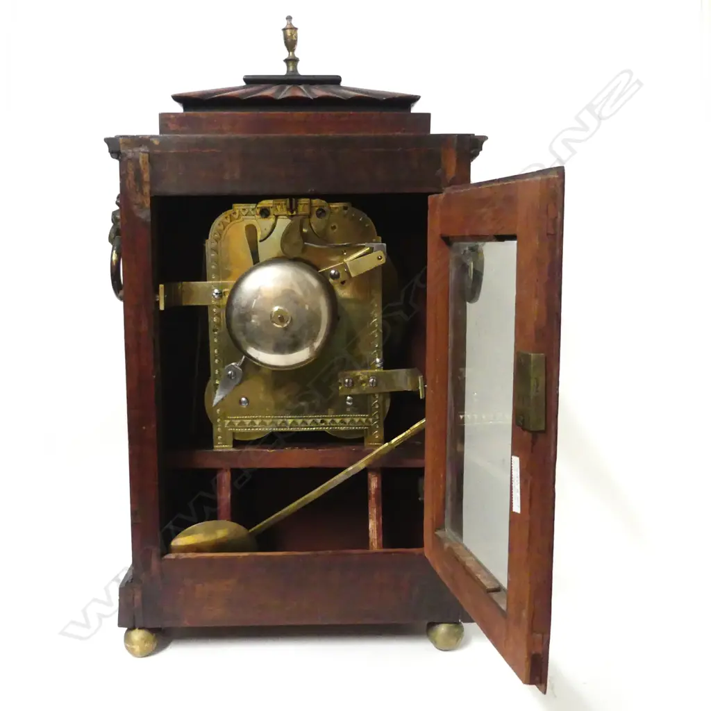 A Georgian walnut bracket clock Image 1++
