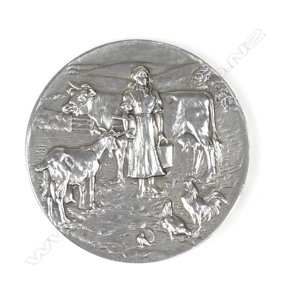 An early 20thC large 'British Dairy Farmers' Association' silver medal Image 1++