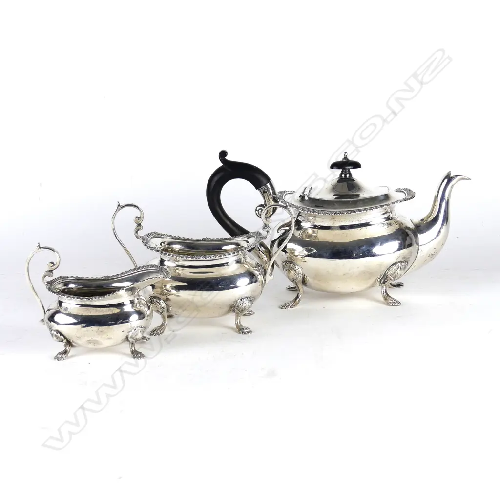 A 1920's silver three-piece tea service Image 1++