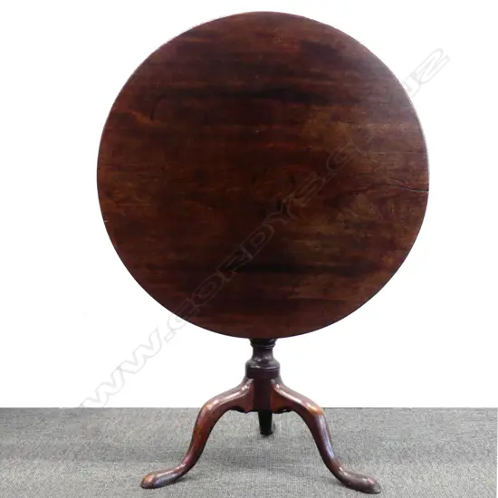 A George III mahogany tilt top table