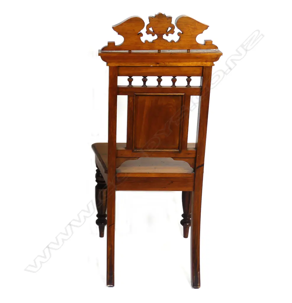 A pair of Victorian kauri hall chairs Image 1++