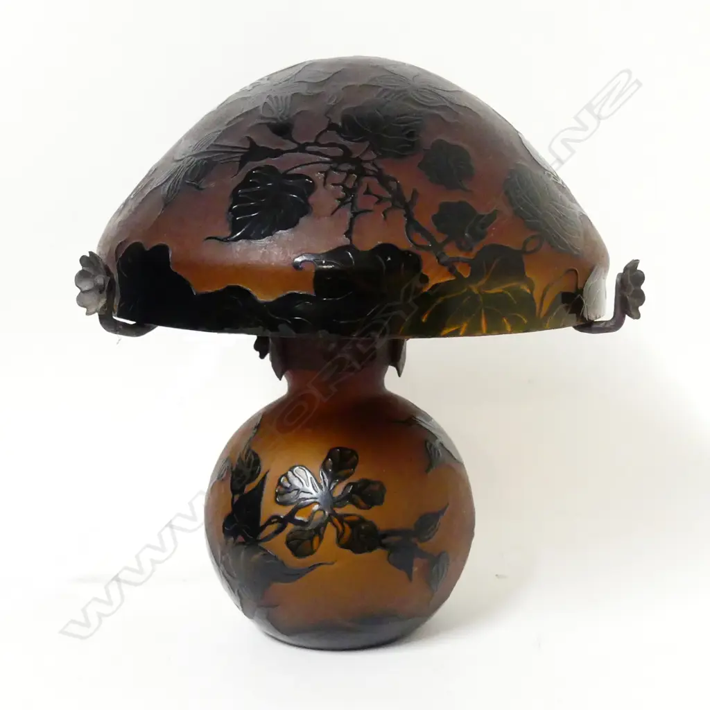 A cameo glass table lamp Image 1++