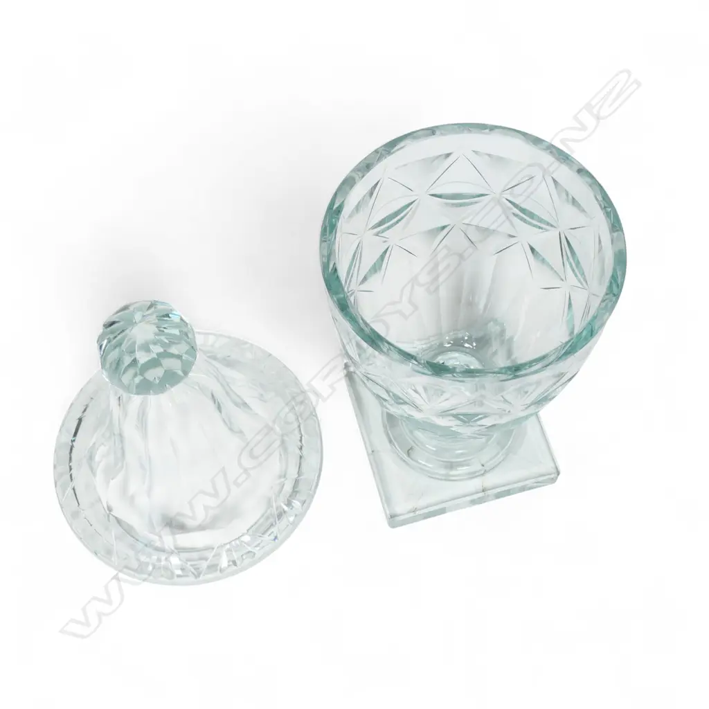 A George III Irish elegant cut glass tall covered urn, Image 1++